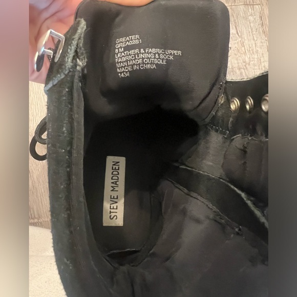 Steve Madden Greater Camo Platform Combat Ankle Boots - Picture 4 of 4